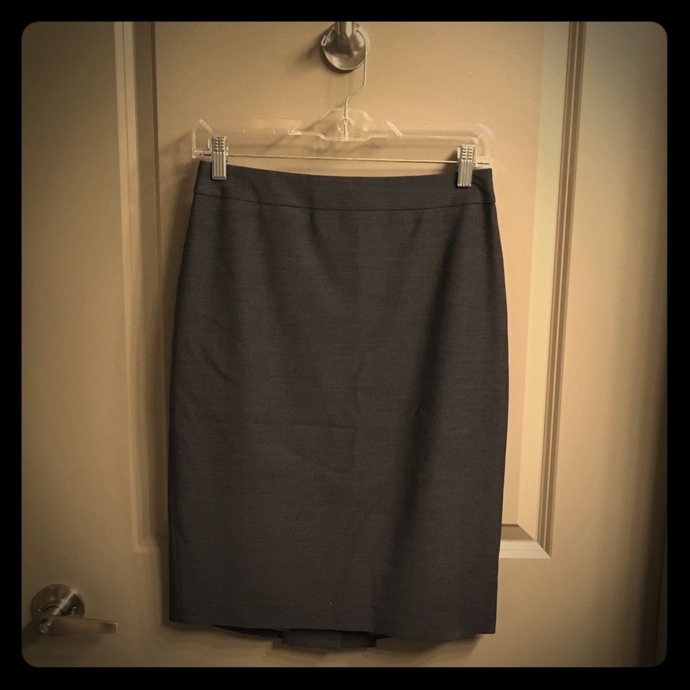 Ann Taylor Grey Suiting Pencil Skirt